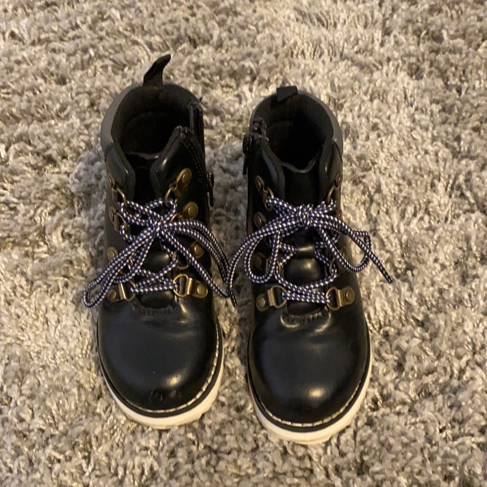 Gap toddler black boots